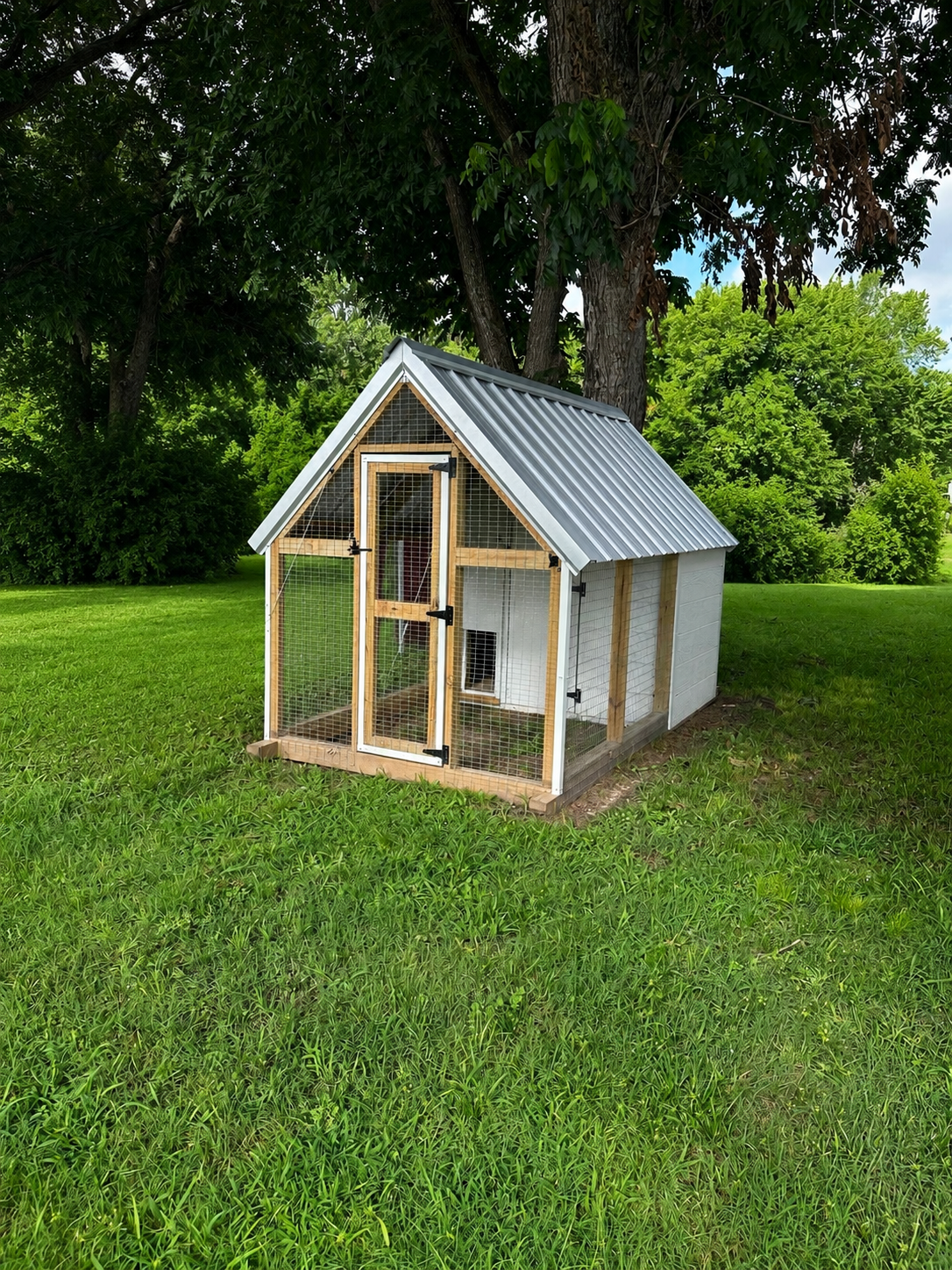 6' x 10' REPO - 6 x 10 Chicken Coop - Only $232.36 down and $86.06 monthly! for sale in Gilmer, TX